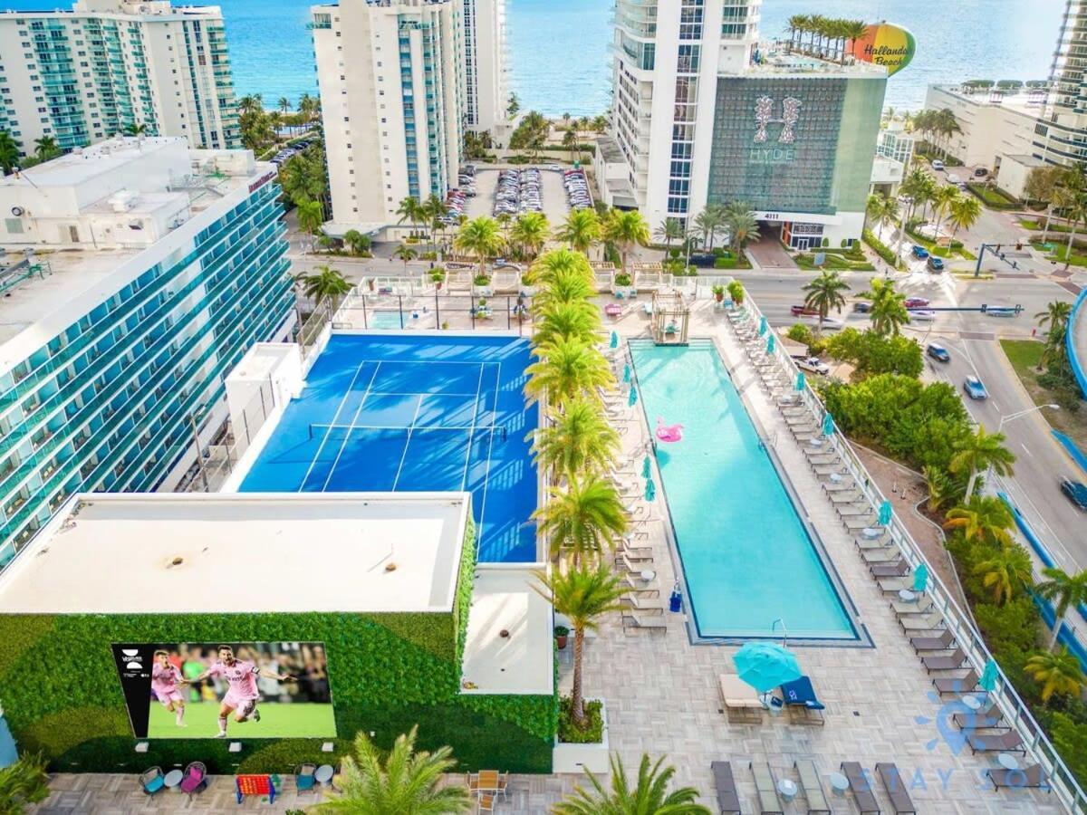 Wrap Around Balcony - Insane Views - Amazing Pools Leilighet Hollywood Eksteriør bilde