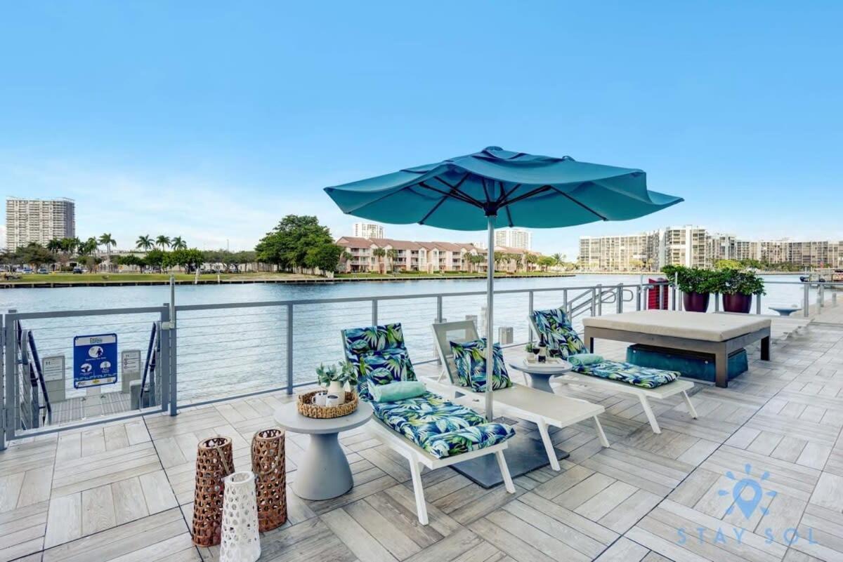 Wrap Around Balcony - Insane Views - Amazing Pools Leilighet Hollywood Eksteriør bilde