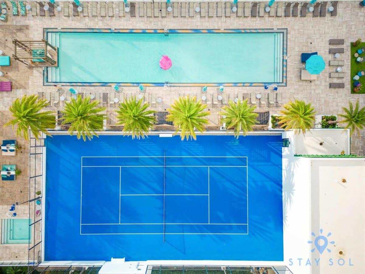 Wrap Around Balcony - Insane Views - Amazing Pools Leilighet Hollywood Eksteriør bilde