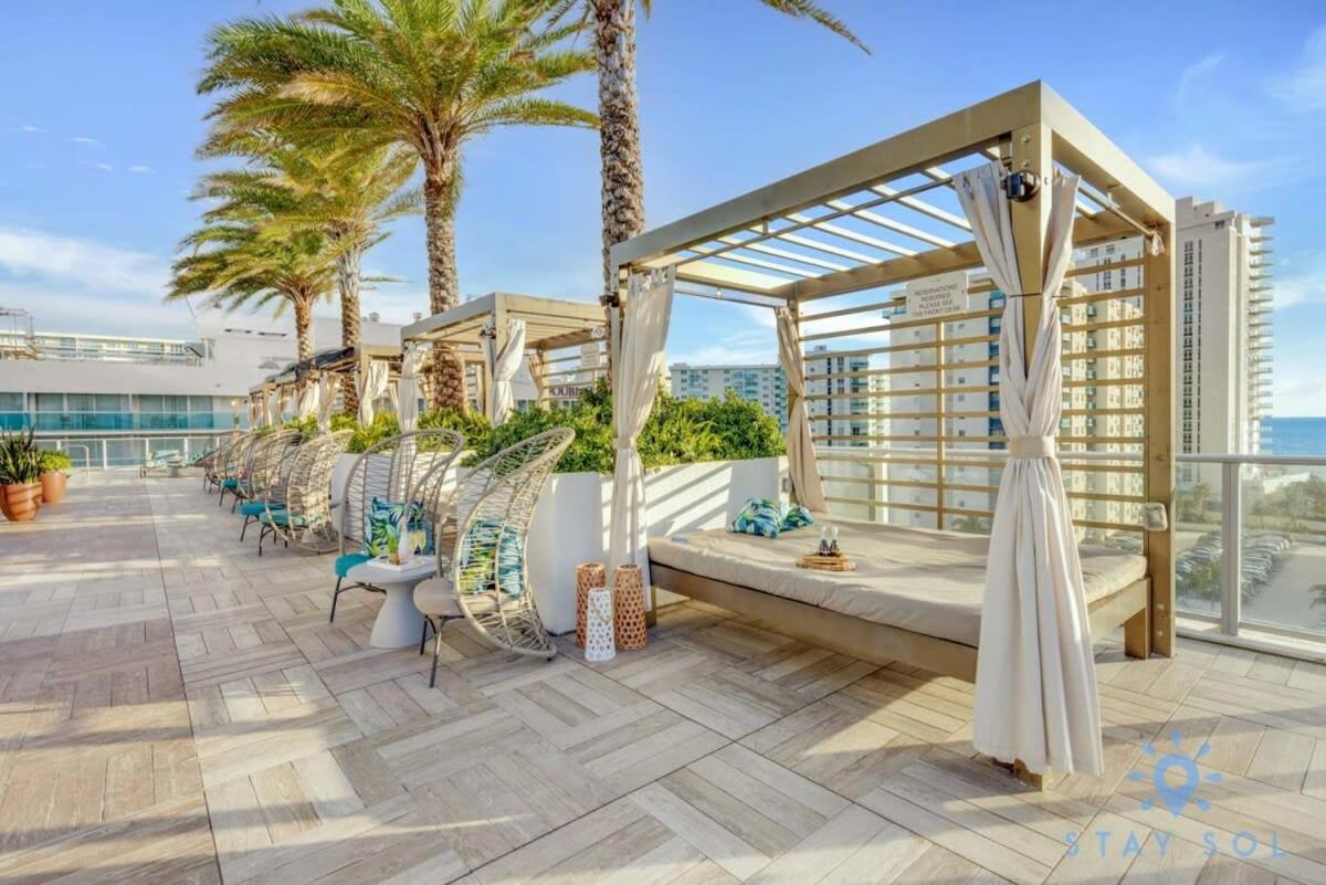 Wrap Around Balcony - Insane Views - Amazing Pools Leilighet Hollywood Eksteriør bilde
